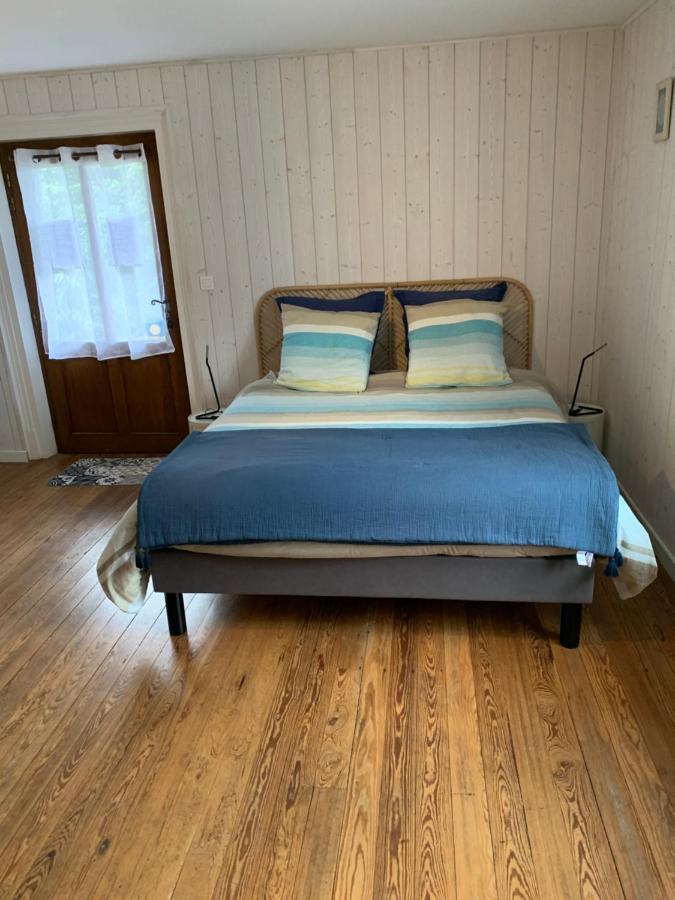 La Ferme D'Aristide Bed & Breakfast Saillenard Екстериор снимка