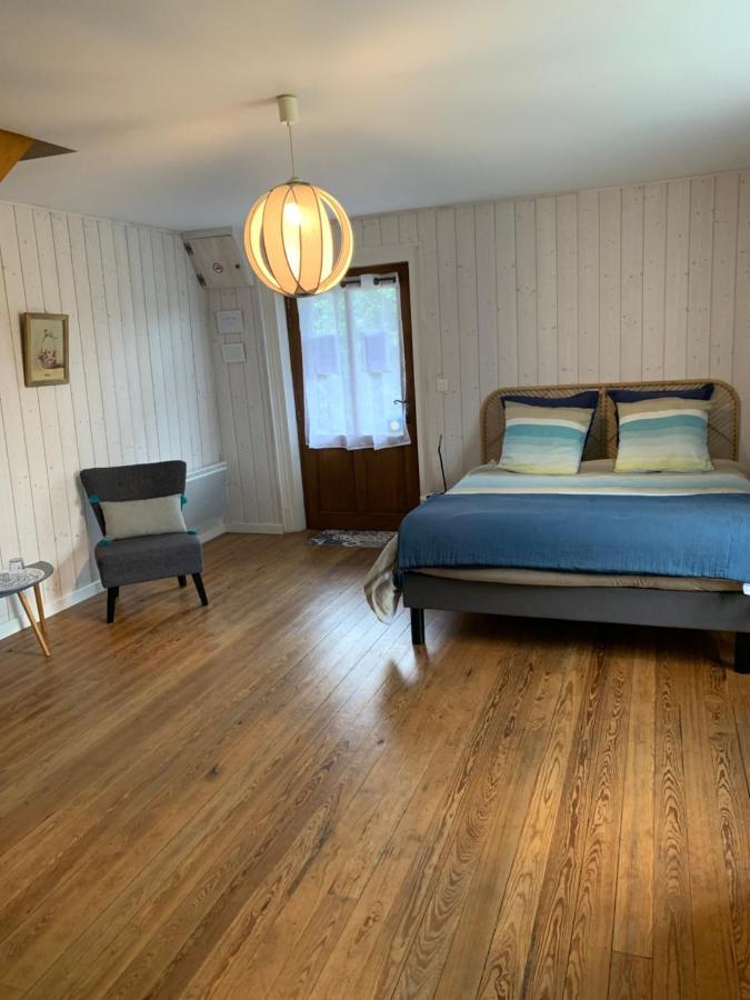 La Ferme D'Aristide Bed & Breakfast Saillenard Екстериор снимка