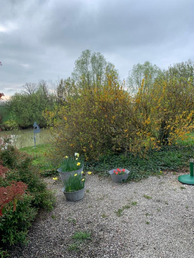 La Ferme D'Aristide Bed & Breakfast Saillenard Екстериор снимка