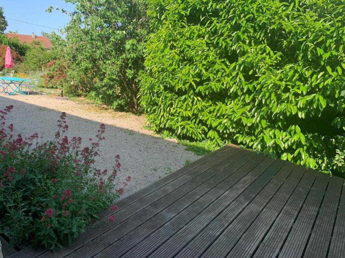La Ferme D'Aristide Bed & Breakfast Saillenard Екстериор снимка