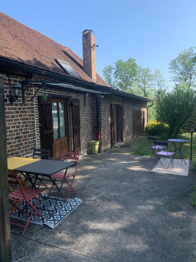 La Ferme D'Aristide Bed & Breakfast Saillenard Екстериор снимка