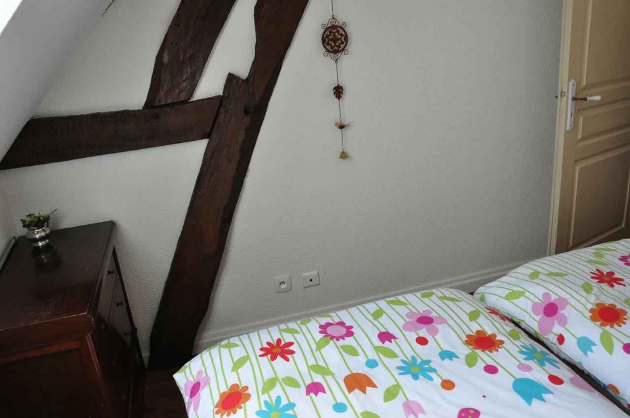 La Ferme D'Aristide Bed & Breakfast Saillenard Екстериор снимка
